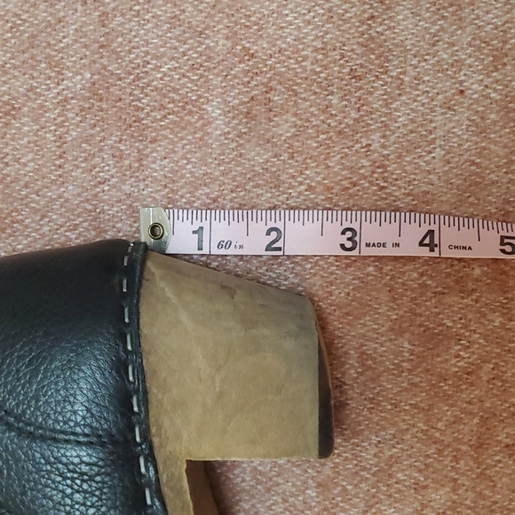 Maguba Auckland Clog Booties - Picture 8 of 9